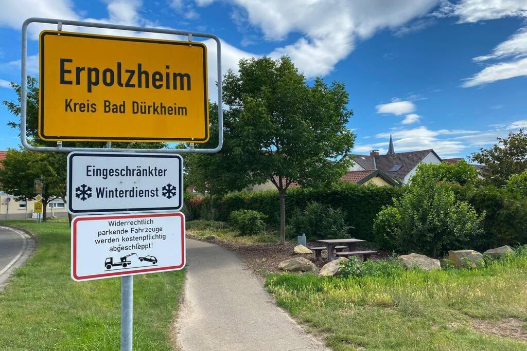 Ruhe Und Entspannung Erpolzheim Buitenkant foto